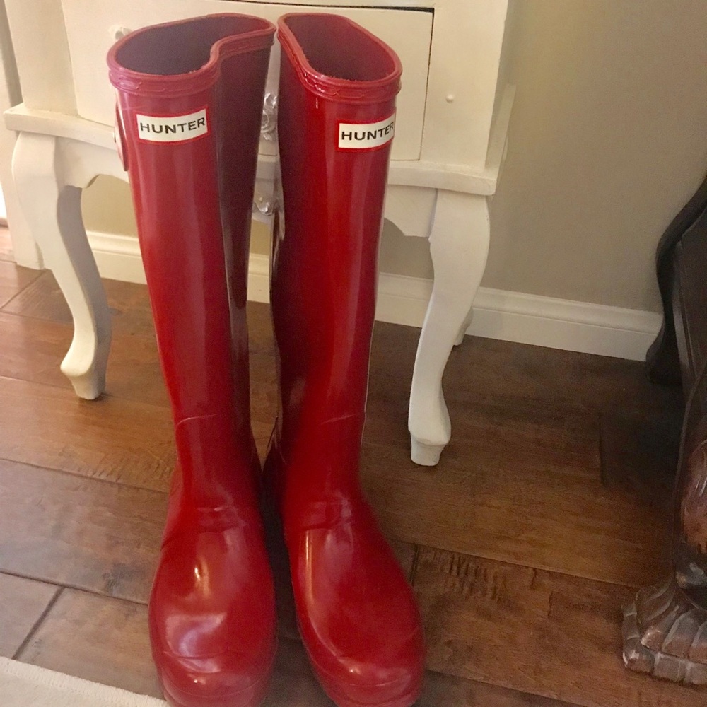 Hunter Red Glossy Rain Welly Boots